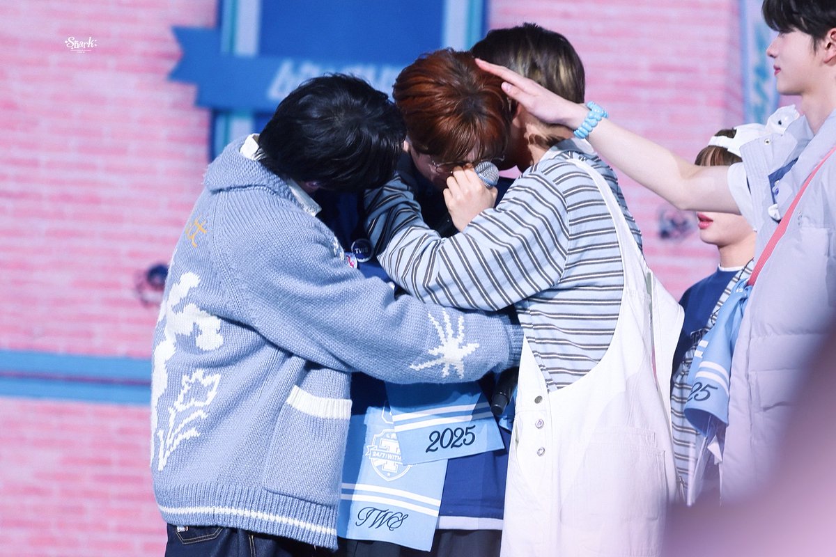 250216 🫳🏻🫳🏻🫳🏻

#영재 #YOUNGJAE #ヨンジェ 
#투어스 #TWS #トゥアス