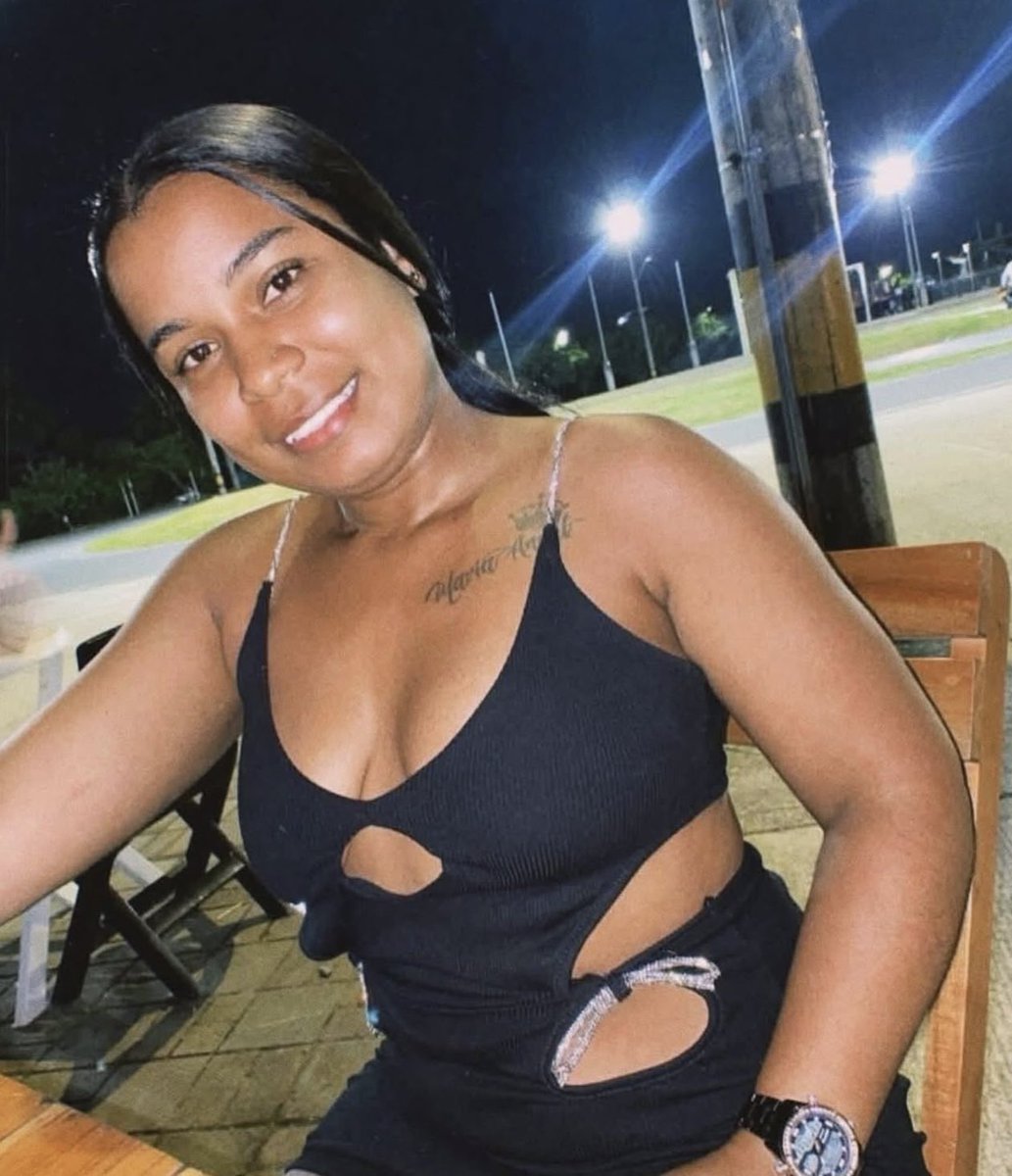 emmanuelmibimu's tweet photo. Un mari reste auprès de sa femme atteinte d’un cancer à un stade avancé, jusqu'à la fin de ses jours ! « Jusqu'à ce que la mort nous sépare ! » 🙏🏽📷📷 https://t.co/rOTUjPYasU