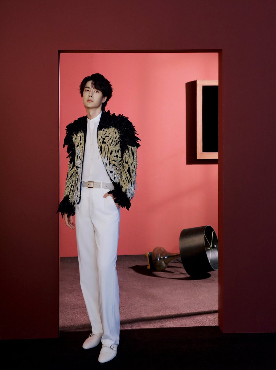 กรี๊ดดดดดดด YIBO-OFFICIAL มาแล้วววว ชุนหว่านที่ดี ชุดที่ถูกต้อง เหมาะกับงานระดับประเทศ อี้ป๋อหล่อเลอค่ามากกกกก

#หวังอี้ป๋อ #WangYibo