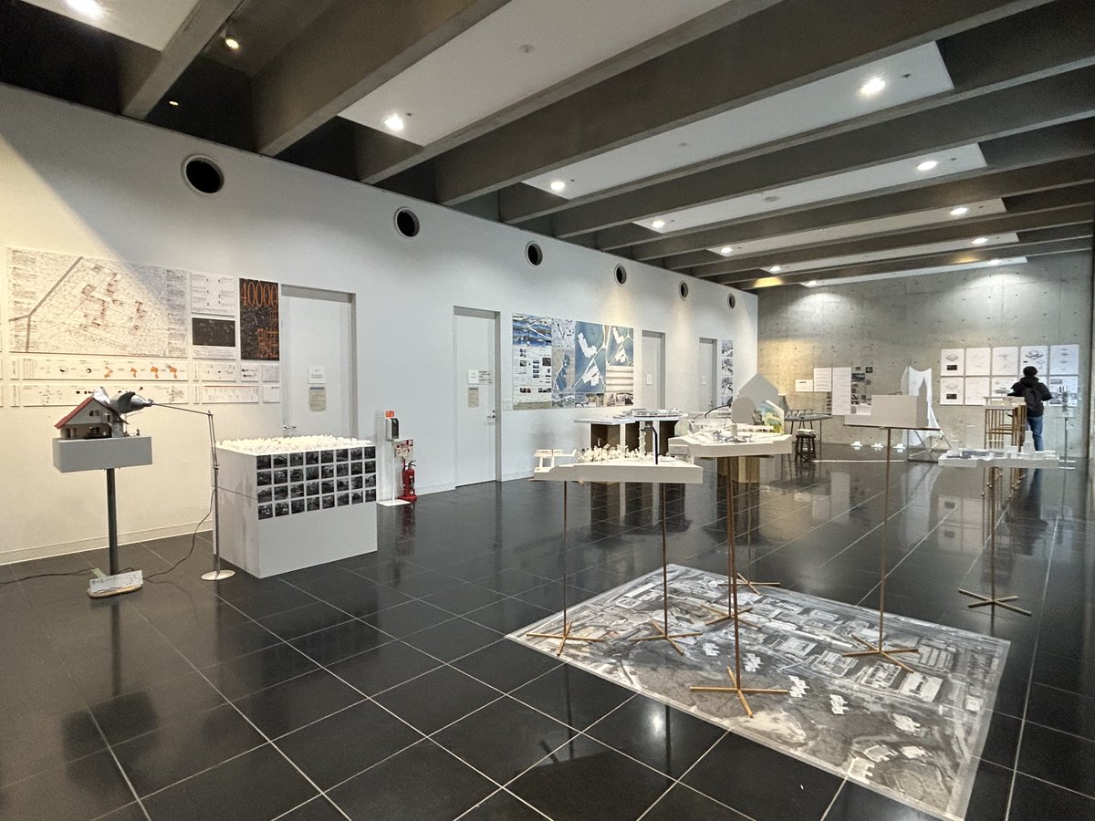 Eng_Kyoto_Univ's tweet photo. 京都大学工学部建築学科の卒業設計展が2/15-2/19に実施されています。ご関心のある方はぜひ足をお運び下さい🏘️  
会期：2026年2月15日(日) ～ 2月19日（木） 
時間：10:00～17:00   
会場：京都大学桂キャンパスＣ2 棟（受付：1 階ロビー） https://t.co/b1aVowKqpA