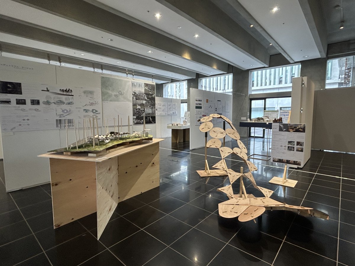Eng_Kyoto_Univ's tweet photo. 京都大学工学部建築学科の卒業設計展が2/15-2/19に実施されています。ご関心のある方はぜひ足をお運び下さい🏘️  
会期：2026年2月15日(日) ～ 2月19日（木） 
時間：10:00～17:00   
会場：京都大学桂キャンパスＣ2 棟（受付：1 階ロビー） https://t.co/b1aVowKqpA