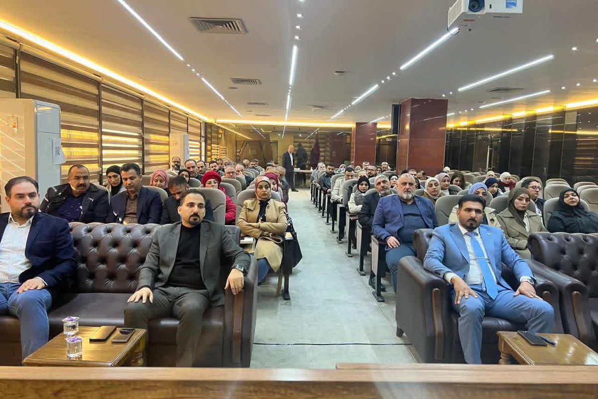 النزاهة تؤكد أهمية غرس المبادئ الأخلاقيَّة والسلوكيَّات الإيجابيَّة لدى الطلبة
عقدت هيئة النزاهة الاتحاديَّة ندوتين تثقيفيَّتين، قدَّمت خلالهما شرحاً حول دور المُؤسَّسات التعليميَّة في ترسيخ ثقافة النزاهة لدى طلبة الجامعات والمعاهد ممَّا يسهم في بناء جيلٍ واعٍ ومُحصنٍ ضدَّ الفساد