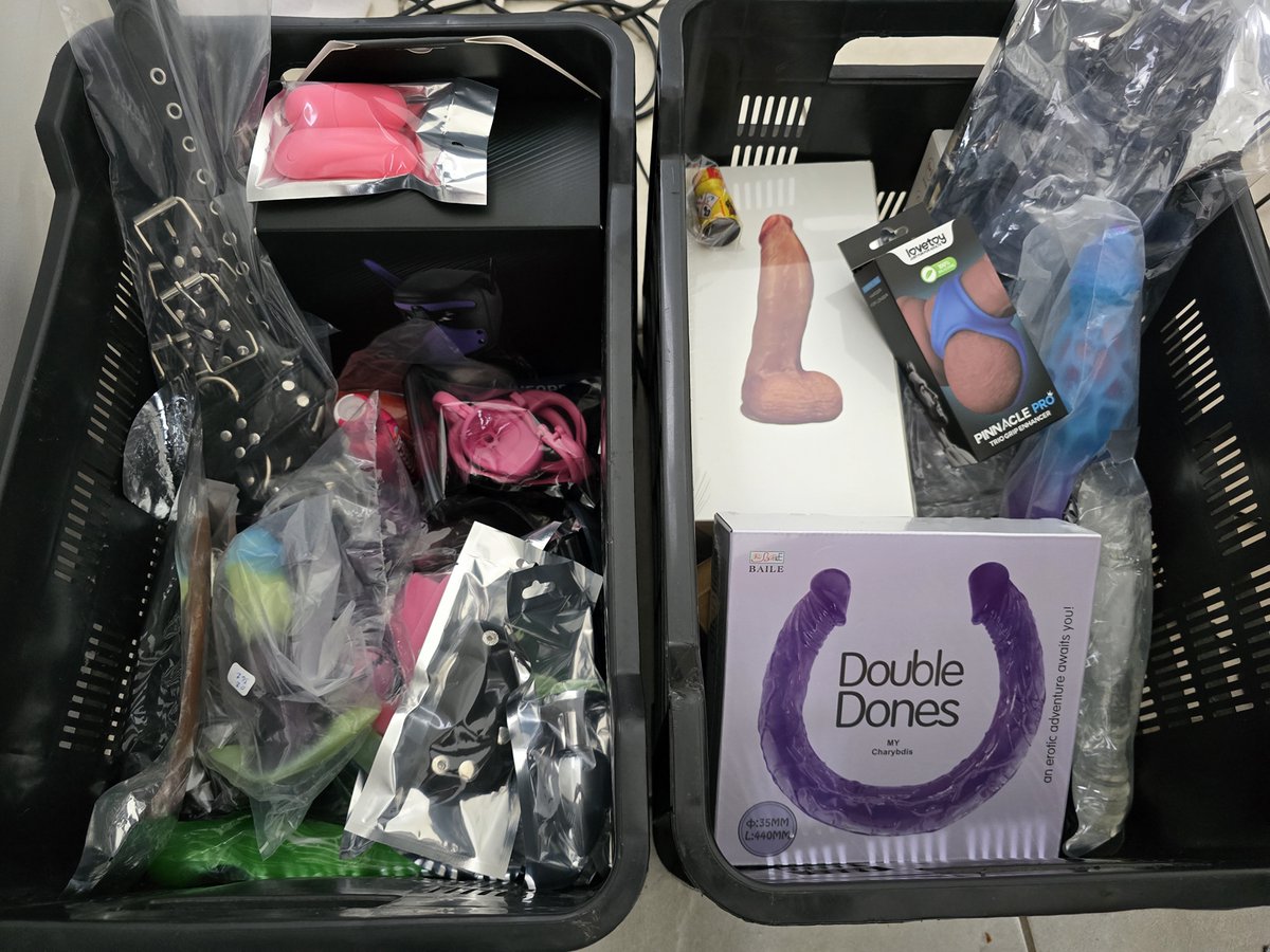 moodTimeSA's tweet image. Happy Monday! 😉 Busy weekend again! Sending out alot of orders today! Any the kinkiest customer shoutout goes to the XXLarge 40 cm x 9 cm stallion Dildo order! 🐎😈

TAG US IN!! 🥵 We love to see our products out in the wild! 😉 #sextoys #sexshop