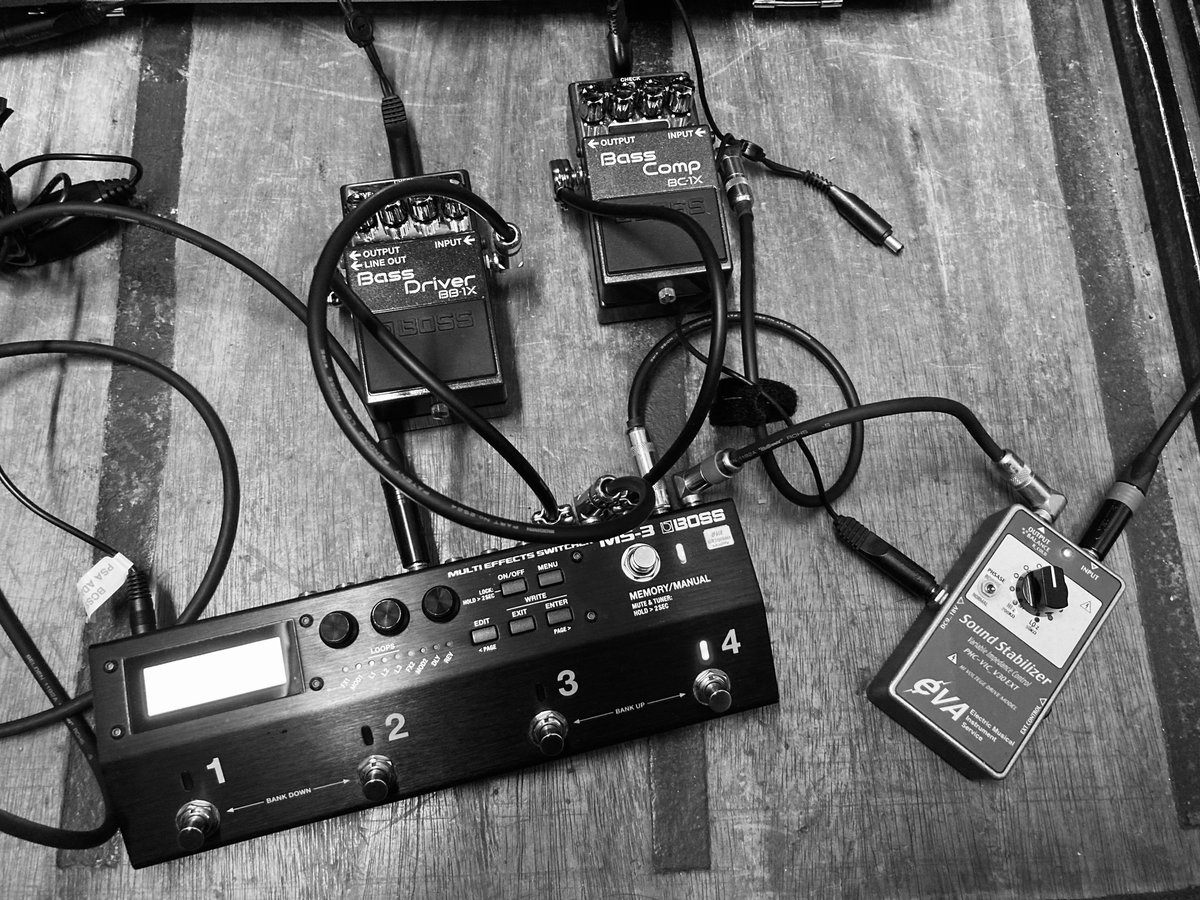 BOSS MS-3 こちらもINPUT＆各RETURNはLo-Z、各SEND＆OUTPUTはHi-Zへ