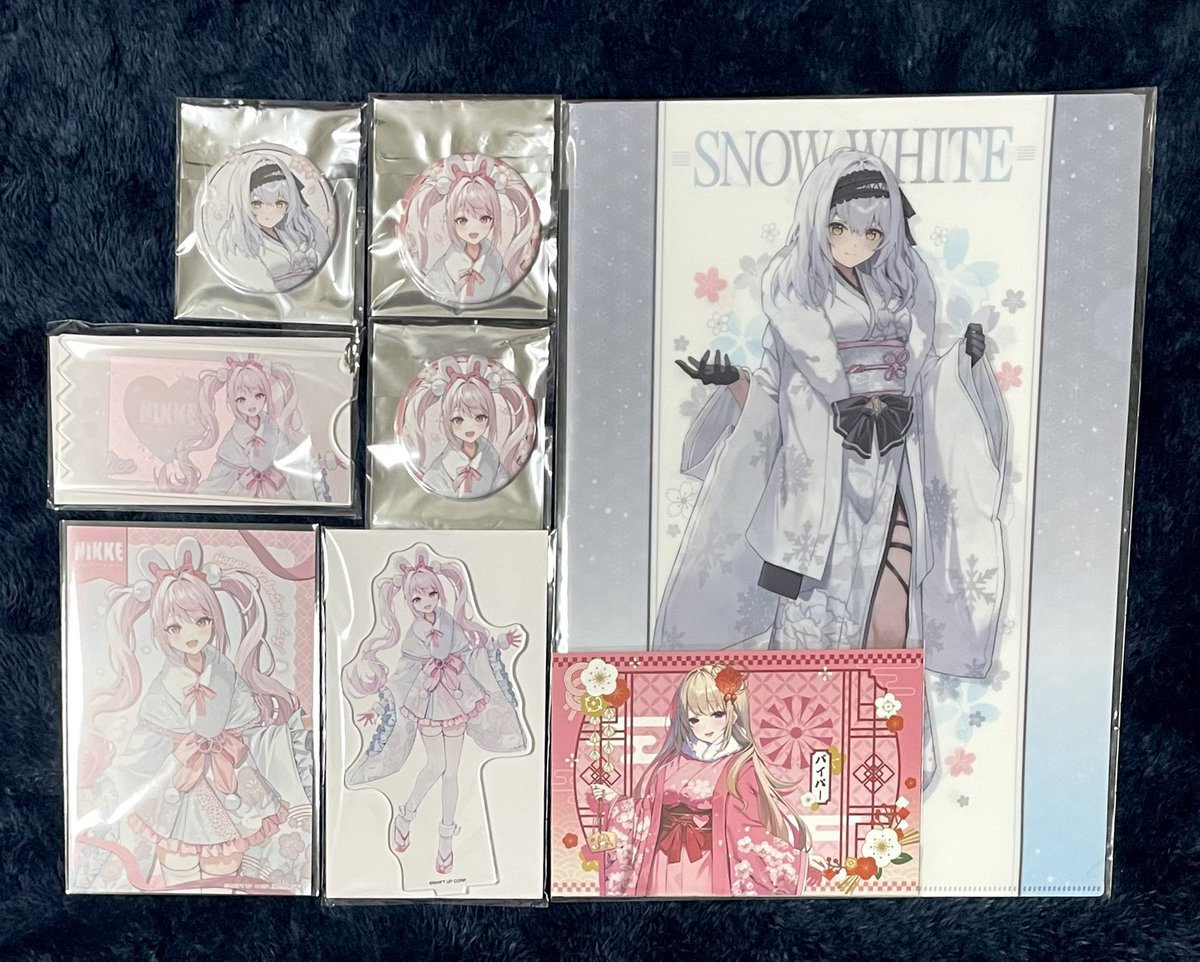 RT @18meganiketaros: NIKKE友さんから 春探しの旅グッズ届いたぁ