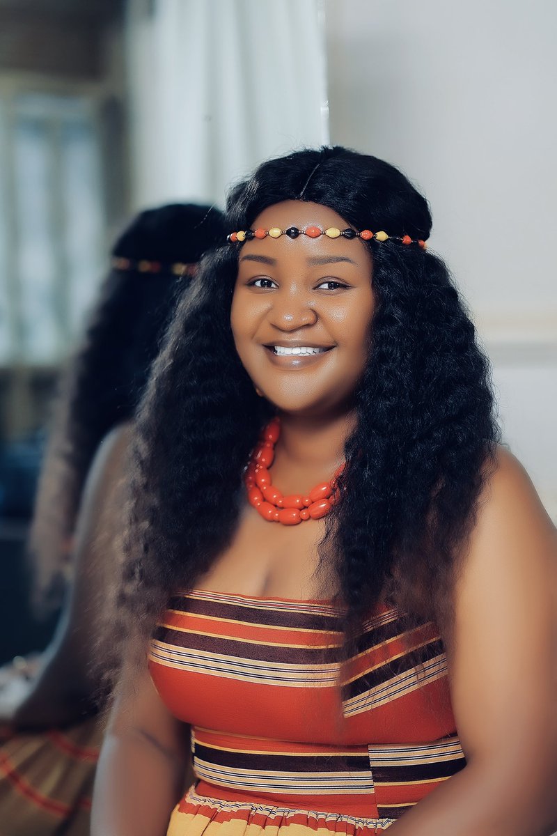 Up and grateful, good morning my beautiful online family, 
Happy New week ✨️ ☺️ 
May we all win today!!