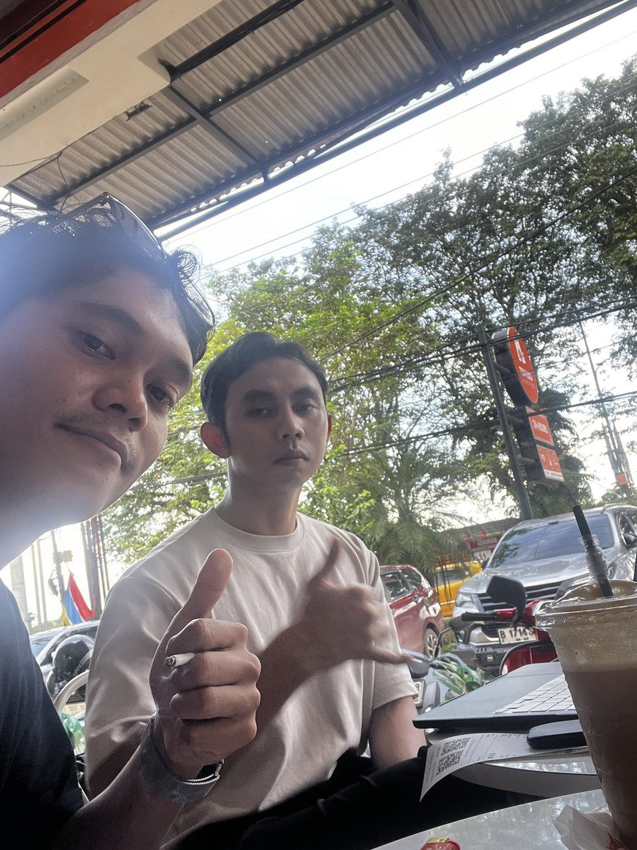 awenbelumtidur tweet media