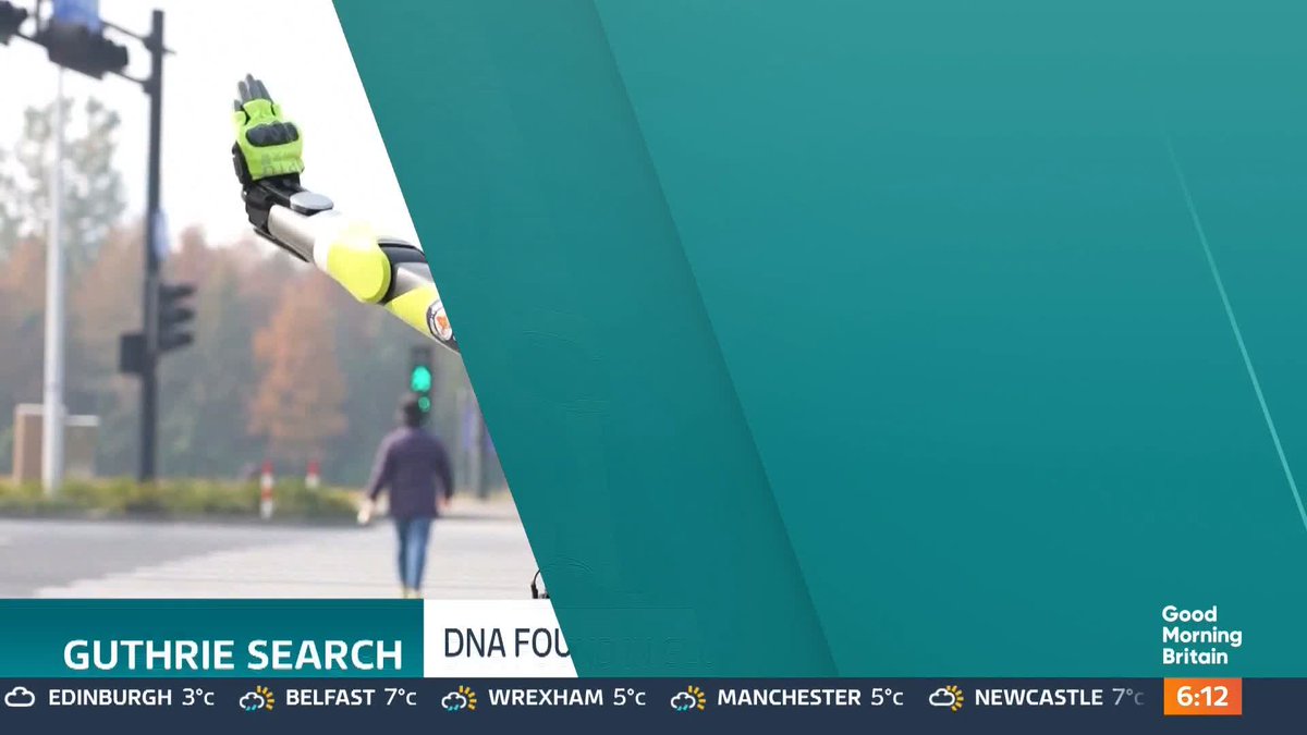 Suppose that's one way to tackle fare evasion #RoboCop