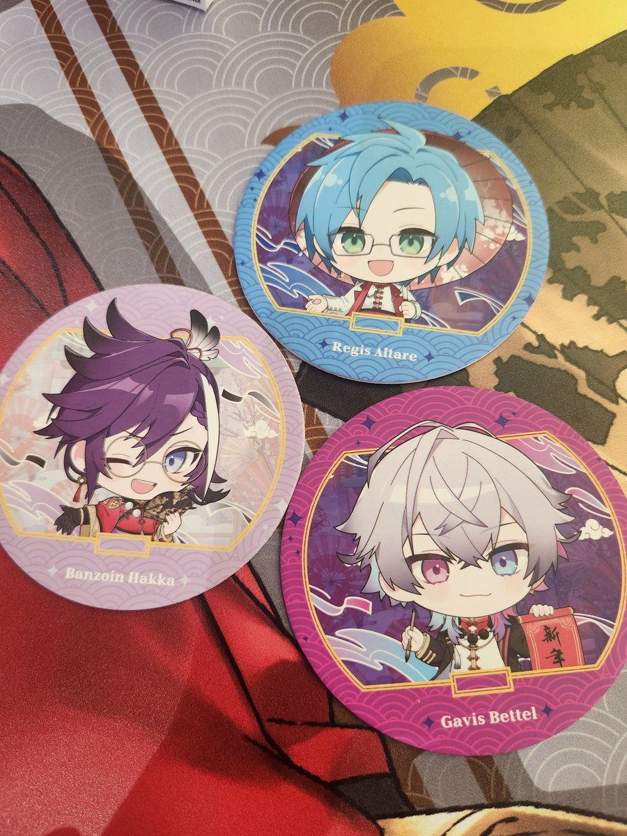 Shanneko's tweet photo. Forgot to update I went to the collab cafe few days ago and found out Msians have a lot of Hakkitos because why are Hakka's merch sold out less than 3 days in?! At least I pulled the coaster. 😆 https://t.co/GMyRcvjaFm