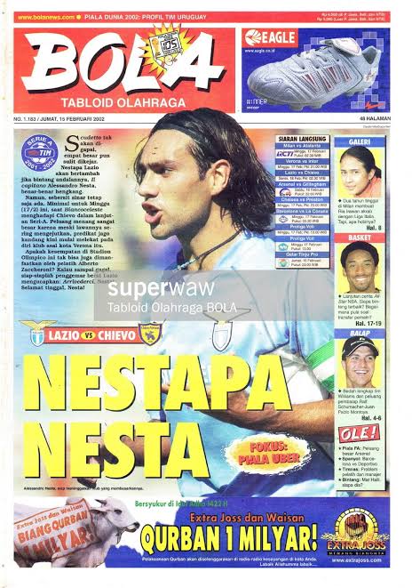 Sebuah privilege zaman dahulu adalah bisa baca koran Bola yang terbit hari Selasa di hari Senin. 
Uang jajan seminggu dikumpulkan agar bisa beli tabloid, entah itu Bola atau Soccer. 

Siapa yang punya pengalaman sama?