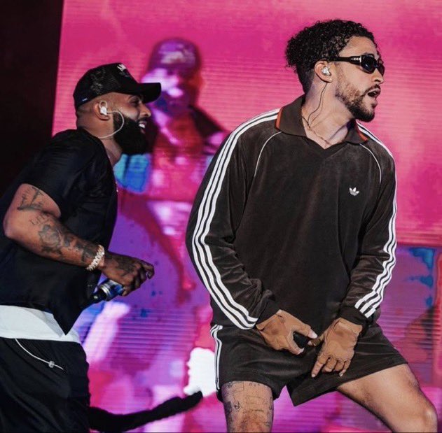 generospoty's tweet photo. BAD BUNNY ARGENTINA 🇦🇷 

1 FECHA: OTRA NOCHE EN MIAMI 

2 FECHA: UNA VEZ FT MORA, LOCA REMIX ft DUKI, KHEA, CAZZU 

3 FECHA: THUNDER Y LIGHTNING, KEMBA WALKER, COCO CHANEL

¿Qué fecha fue la mejor? https://t.co/4Ov1PWuAtH