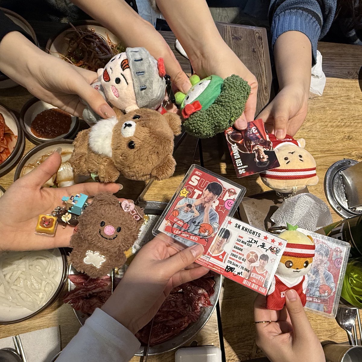 ໒꒱ ‧₊˚ tweet media