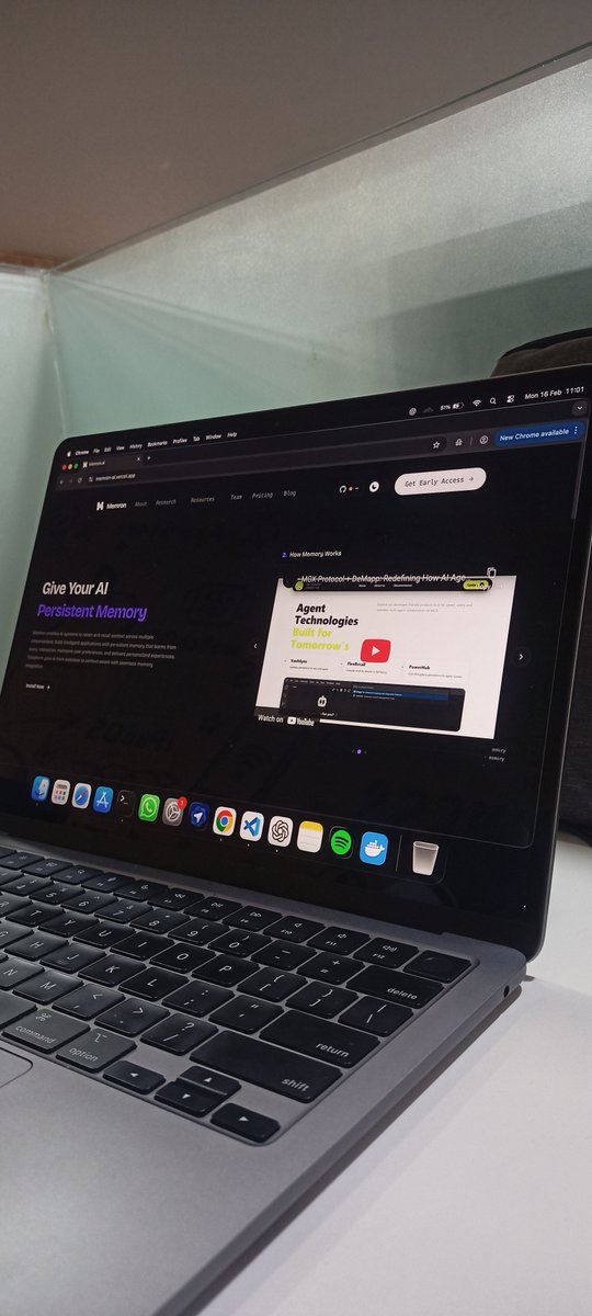 MEmronai tweet media