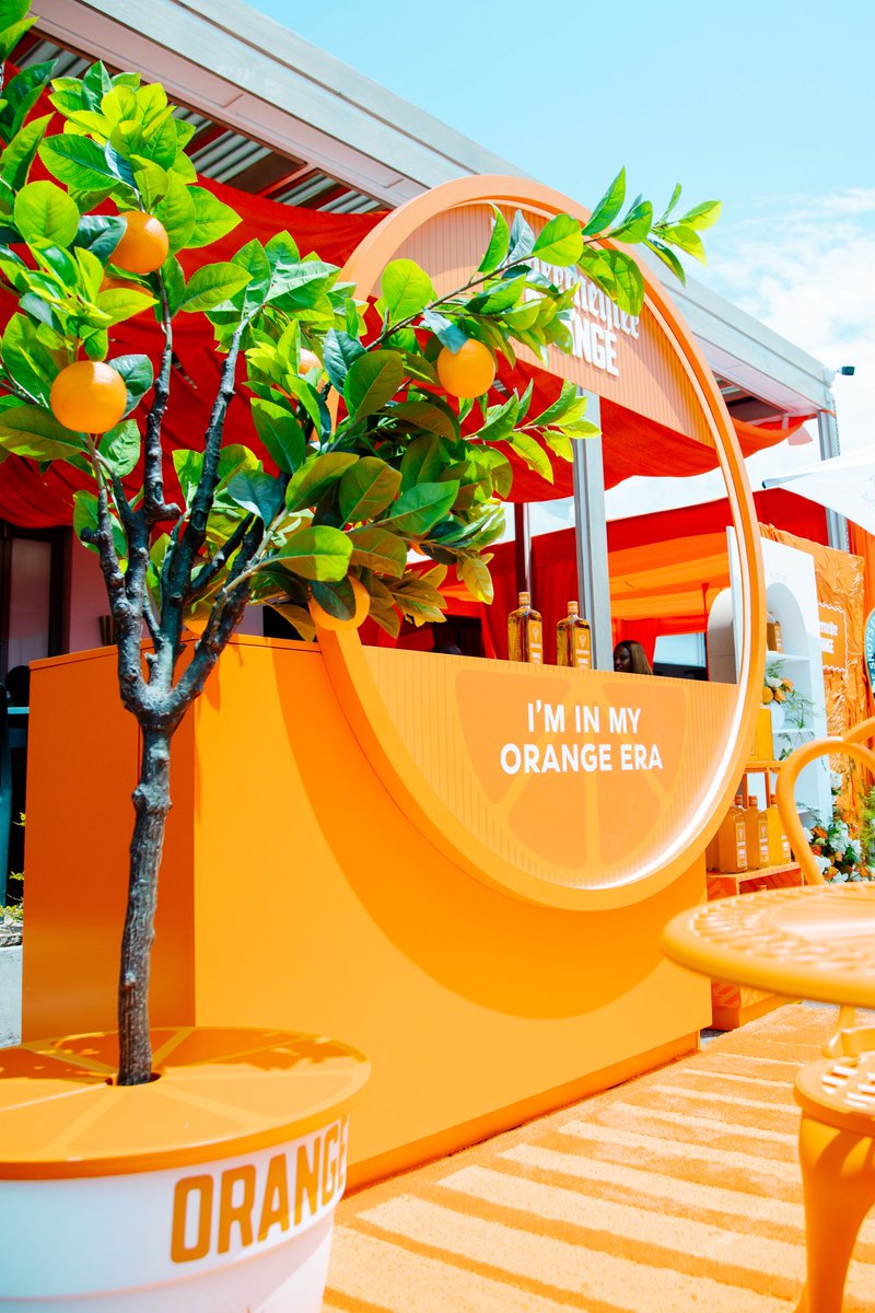 IbarPublicity's tweet photo. @jagermeistersa Orange Brunch 🍊🧡

#IbarPublicity 
#OrangeBrunch 
#WorthFinding 
#JagermeisterOrange https://t.co/ZONXwvwvVg
