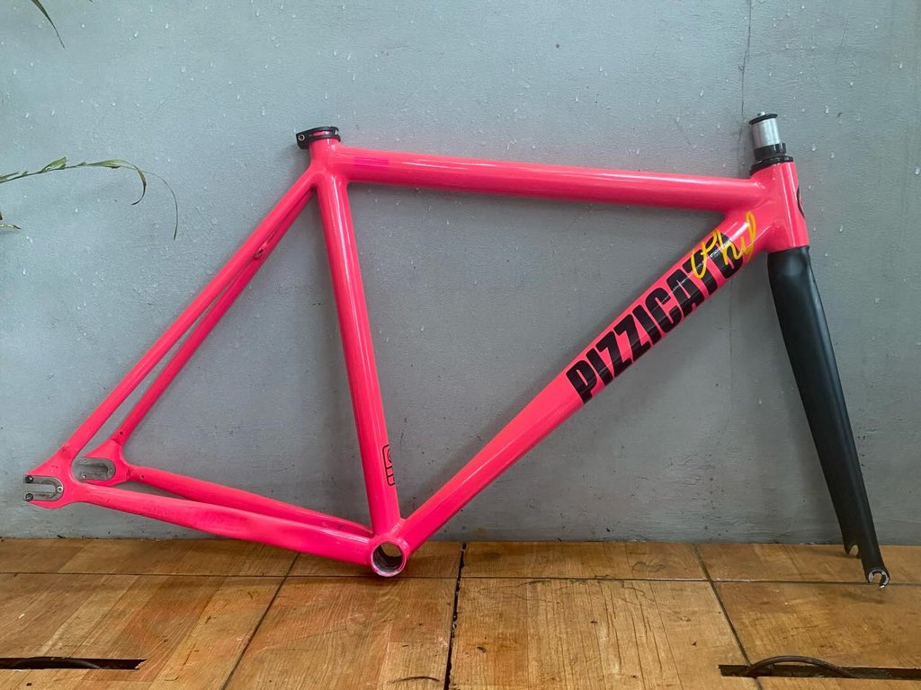 Pedagang Bekasi tweet media