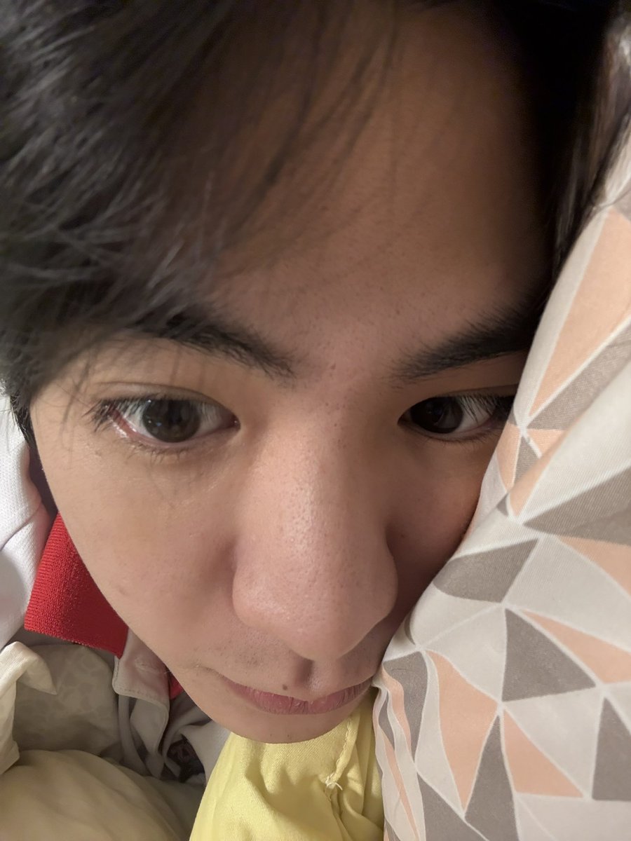 : ขอโทษนะครับไม่มีเวลาให้เธอเลย
: วันสุดท้ายสู้ๆนะคีน
: ส่งรูป

จบ.