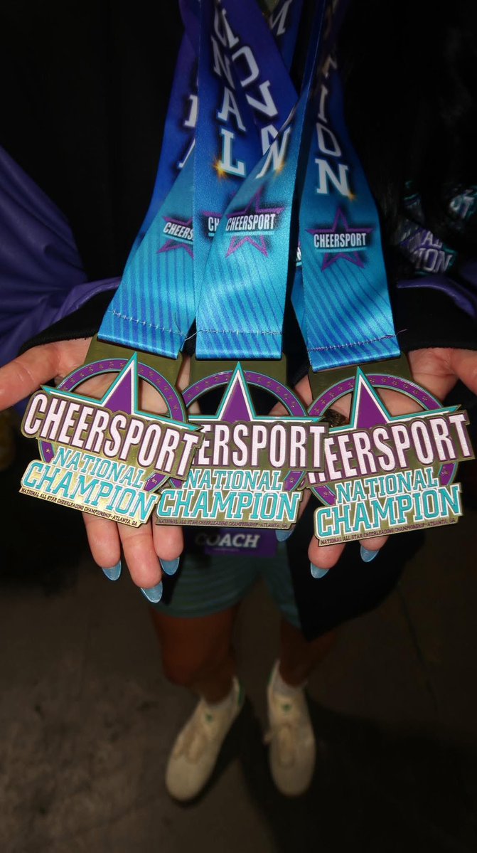 A perfect Cheersport weekend. 6/6 hits and 3/3 wins! I’m SO proud to be a part of UV, MOONLIGHT, AND ELECTRIC. I love my crew with my entire heart.