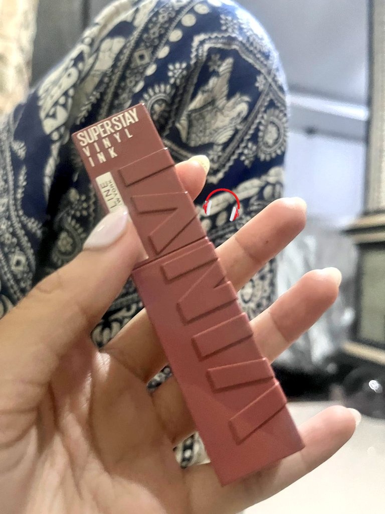sidneikAsa's tweet photo. wts maybelline superstay vinyl ink shade 35 cheeky, isi nya masihh 97%, baru di pakai sekali, dijual gegara salah shadee. aku beli di harga 127K dijual 100K bisa nego, pengiriman dari denpasar bali. #zonauang #zonajajan https://t.co/JzJFkkry1Y