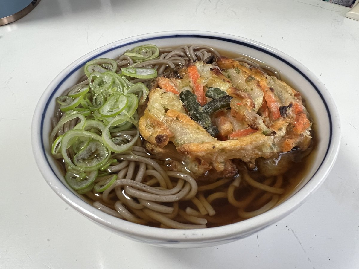 さて蕎麦でも茹でるか
茹でた