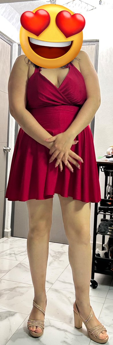 Ayer muy rica que se veía con ese vestidito mi hermosa <a href="/Euridicehotwife/">Euridice</a>, espero se hayan deleitado la pupila mientras bailaba y daba sus vueltas que no dejaba nada a la imaginación.