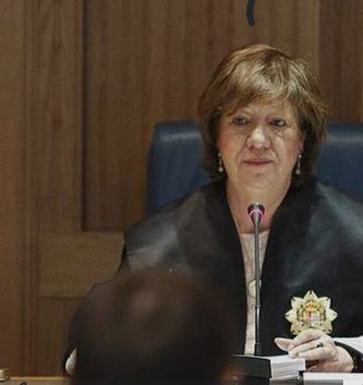 Ha fallecido a los 73 años la Ilma. Sra. Magistrada Doña Ángela Maria Murillo Bordallo, la primera mujer que accedió a la Audiencia Nacional y un auténtico azote contra la banda terrorista ETA.
Que Dios la acoja y la otorgue el descanso eterno...