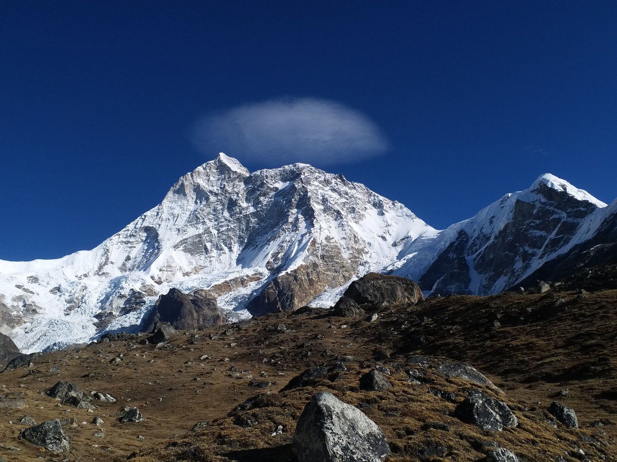 TreksKing's tweet photo. Adventure &amp; culture await in Nepal’s Makalu Barun Trekking Region! 🏞️ From Makalu Base Camp to the Mundum Trail, experience pristine mountains &amp; local villages.
🔗 https://t.co/uphrersEOe
#ExploreNepal #MakaluBarunRegionTrekking #AdventureNepal #TrekkingNepal https://t.co/Rlwyz9t1GC