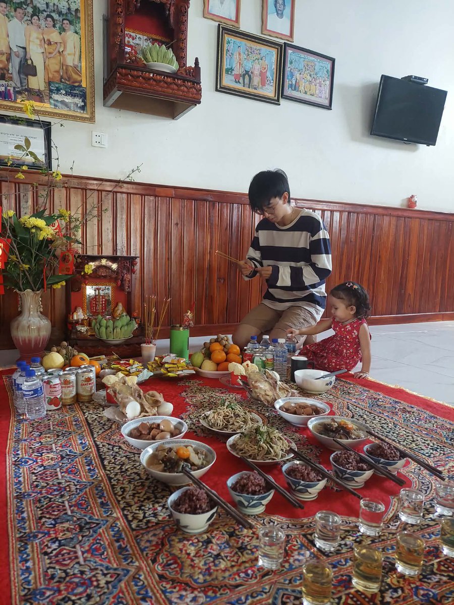 Ouchy Chan tweet media