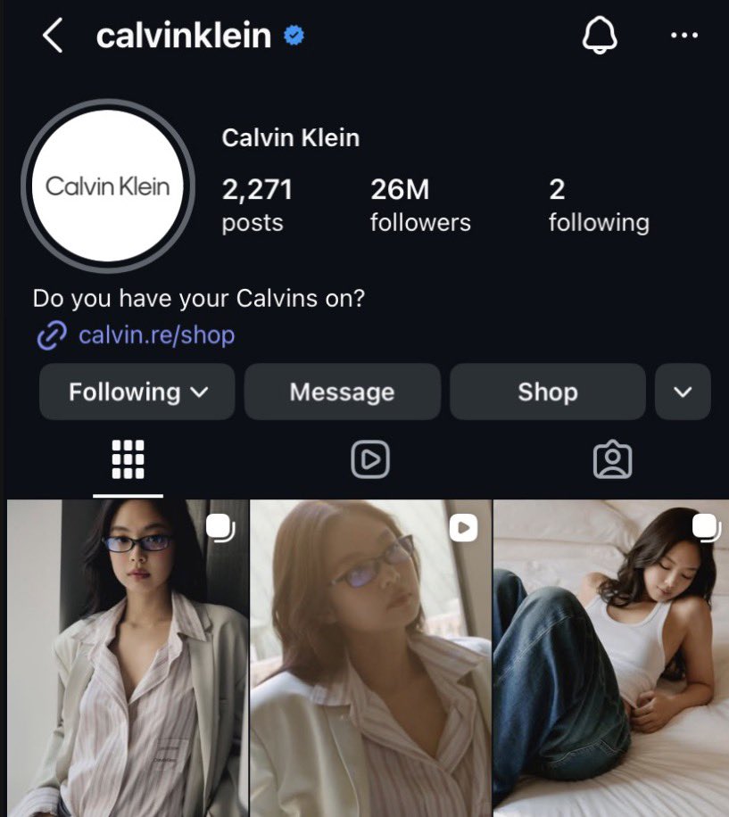 You can't imagine how confident this woman must feel. songs celebrating her name became famous and went viral. everyone was happy to say "Like JENNIE" and her image swept the pages of numerous high-end brands, especially sensational ones like Chanel and Calvin Klein