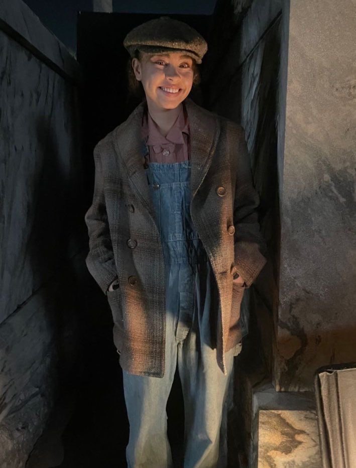 bailaineythnkr's tweet image. #twin claudia’s