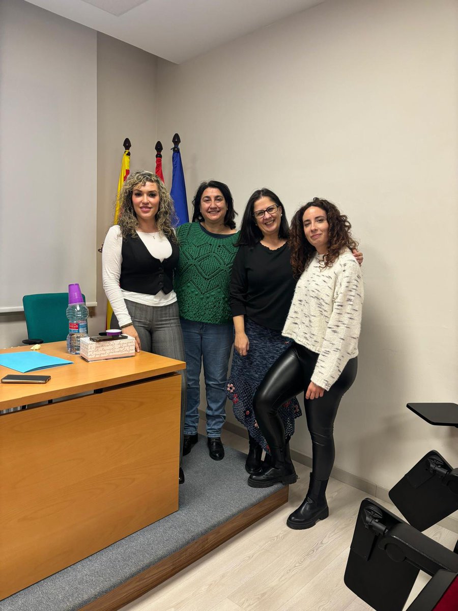 🔔 El pasado 4 de febrero, en el marco del Día Internacional de Tolerancia Cero con la Mutilación Genital Femenina, desde el #CAIVIS Teruel tuvimos la oportunidad de organizar y asistir a una formación centrada en la mutilación genital femenina y la trata.

#IAMContigo #IAM