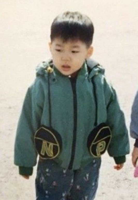 이아기데리고나가서슬랑이사주고최애누나되고싶음