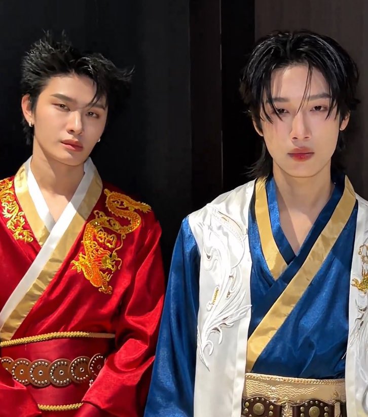 kh1ovele's tweet image. นี่เป็นเฮีย นี่ก็หวง