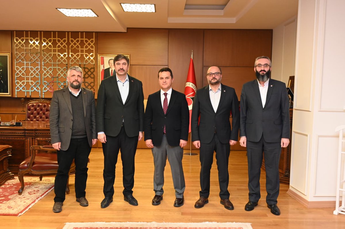 Genel Başkanımız
Levent Uslu

Kastamonu Üniversitesi Rektörü
Prof. Dr. Ahmet Hamdi Topal'ı
ziyaret ederek istişareler gerçekleştirdi.

<a href="/kastamonuunv/">Kastamonu Üniversitesi</a>
<a href="/A_H_Topal/">Prof.Dr. Ahmet Hamdi TOPAL</a>