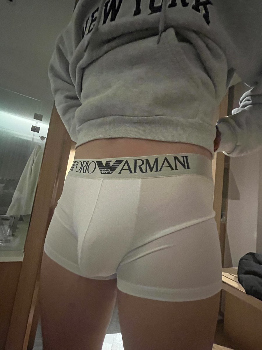 伊爾謎 tweet media