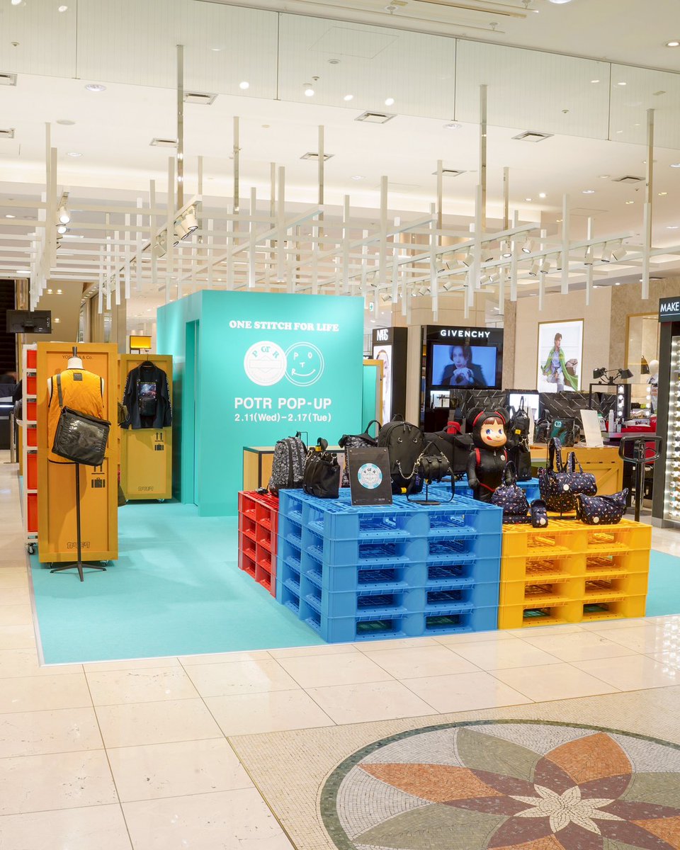 YOSHIDA_PORTER's tweet photo. 【明日まで開催】 
POTRブランドのアイテムと共に全国を巡回するツアー「POTR POP-UP」。 ⁡

福岡市天神の九州を代表する百貨店「岩田屋本店」にて、福岡県初となるPOTR POP-UPが開催中です。

＜詳細はこちら＞
https://t.co/uk4o54HaI8 https://t.co/994oKOIPxH
