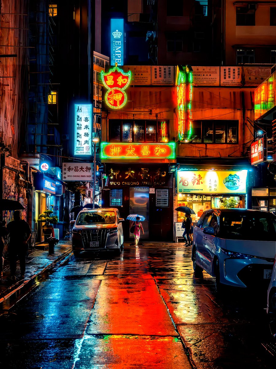 Manson Nyms - Neon shots in Causeway Bay - Hong Kong