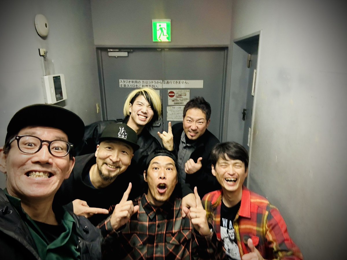 Aceと僕は昔からENGRAVEの大ファンなのだ♪

#ENGRAVE
#SHAMES
#NEUTRAL