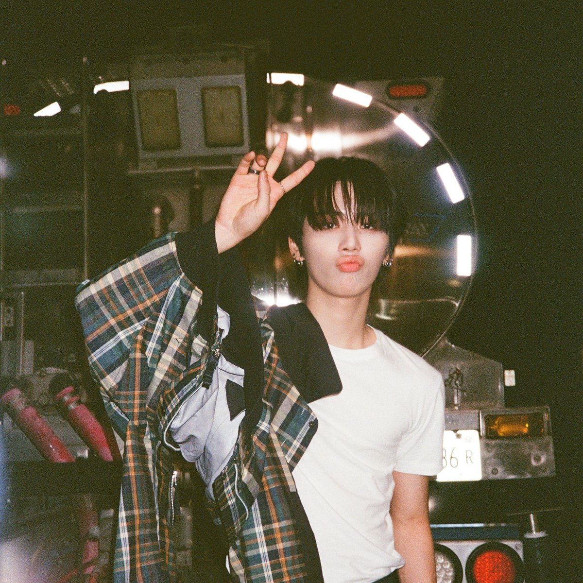 meongsan few tweet au!

perihal jehan (j—hyun) dan theo (t—san) di hari kasih sayang. edisi theo udah semester akhir dan jehan udah kerja kantoran.