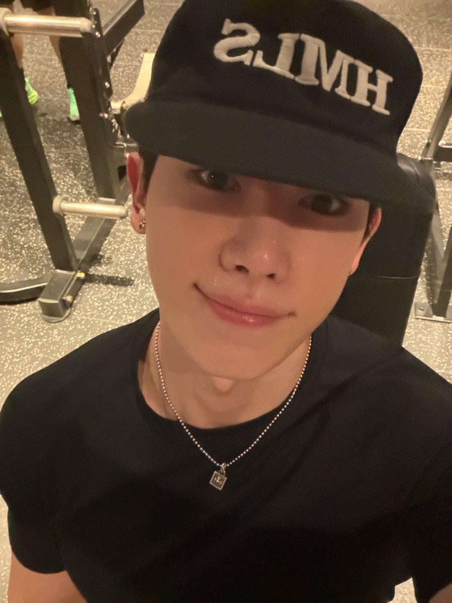 official_WH_jp's tweet image. 夜ごはんちゃんと食べてね！

#ウォノ #원호 #WONHO