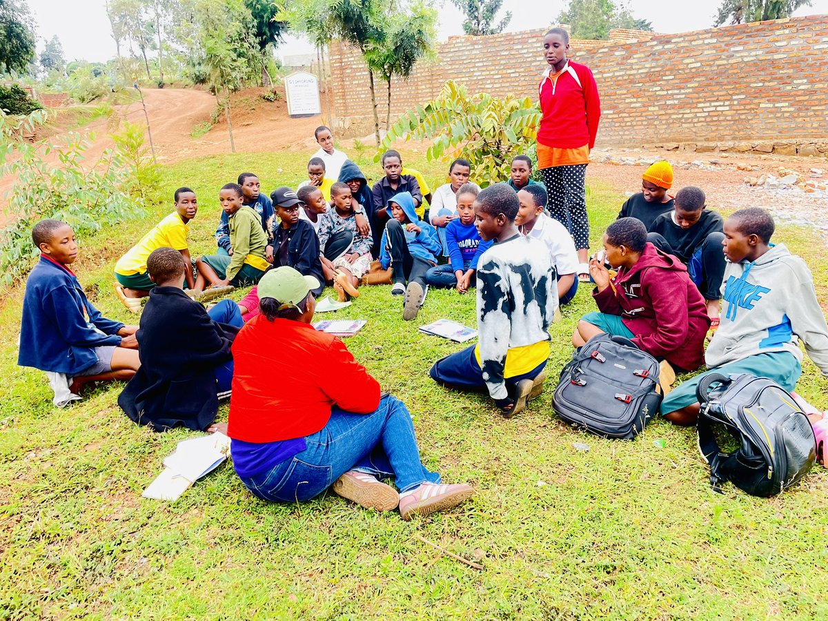 Benithe lsingizwe tweet media