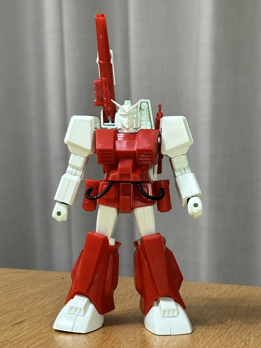 ずっとチャレンジしたかった 1/144パーフェクトガンダムを とうとう
