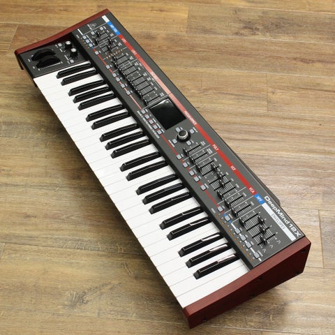 BEHRINGER DEEPMIND 12Xが中古で入荷！ 12個のアナログボイスを備える