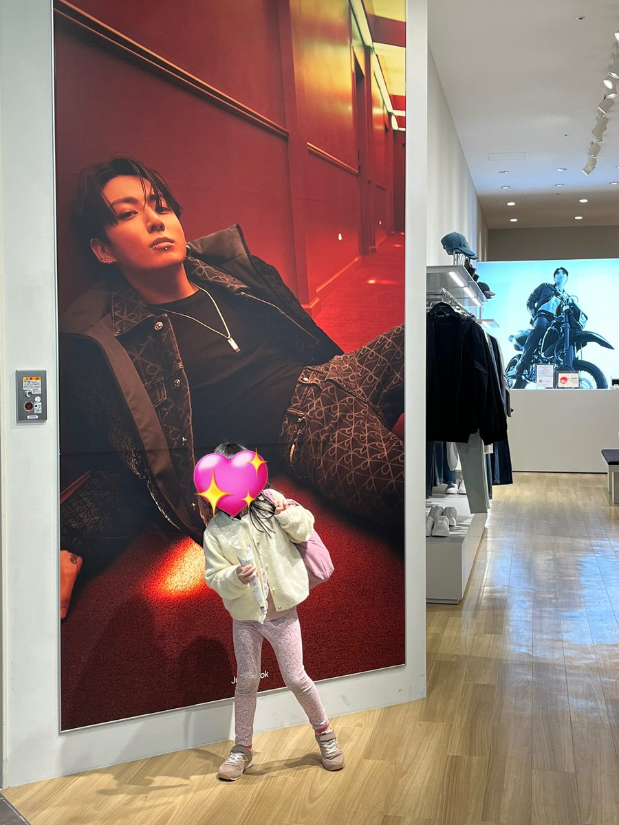 豊洲のららぽCK
ジョングクだ〜！って駆け寄って行く6歳娘、オタクの子すぎる😌いつか娘とライブ行きたいな💜💜💜