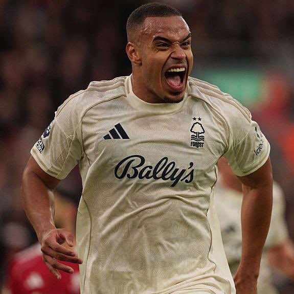 ChelsTransfer's tweet photo. Sources close to the 23‑year‑old Nottingham Forest defender Murillo have confirmed that his camp are actively assessing potential landing spots, with the expectation growing that this summer will be the window he finally makes the jump to a Top 6 club. Chelsea and Liverpool have done more groundwork on Murillo than any other club over the past 12 months, with both sides even weighing up bids last summer. (via @GraemeBailey)