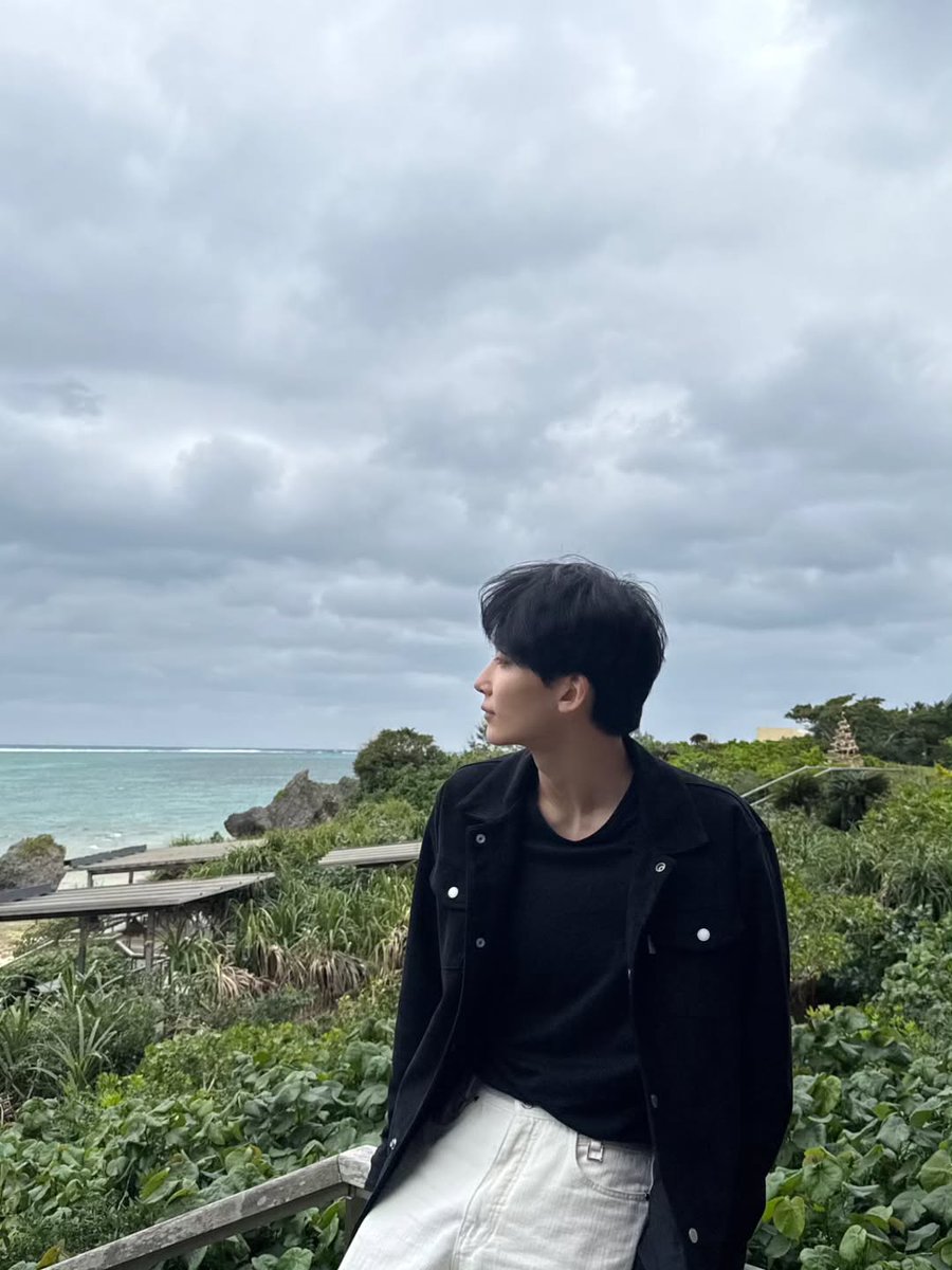 INSTAGRAM] 260216 JEONGHAN #정한 😇: 🎁