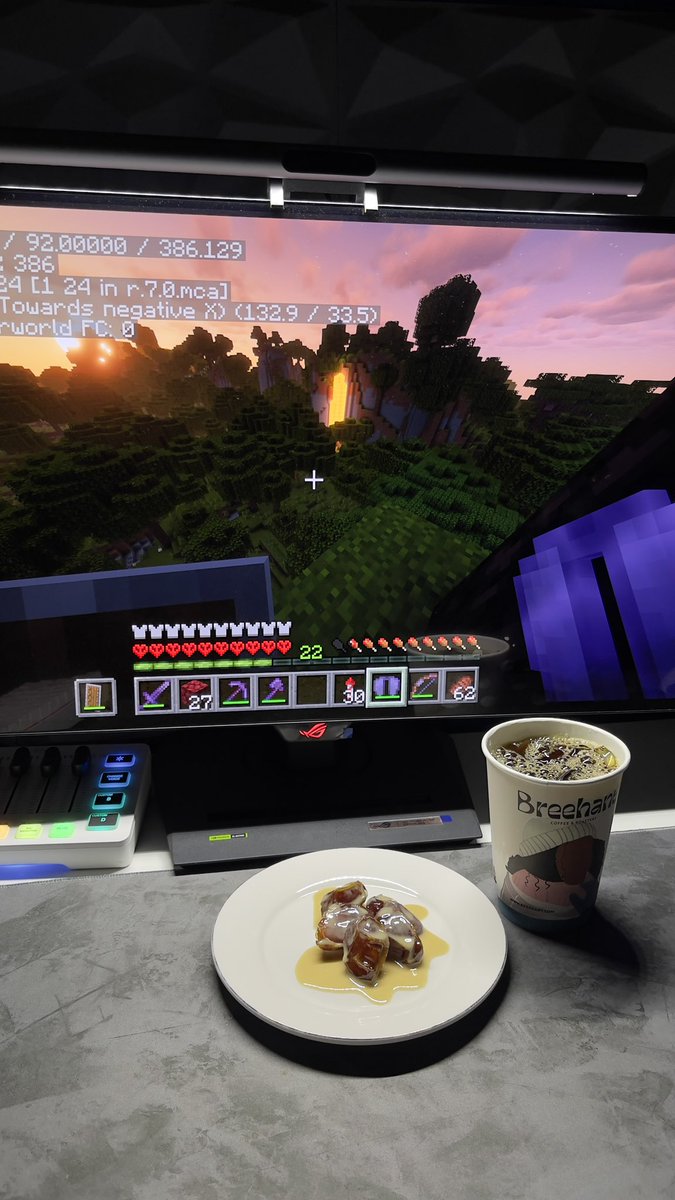 M (@reuyll) on Twitter photo 