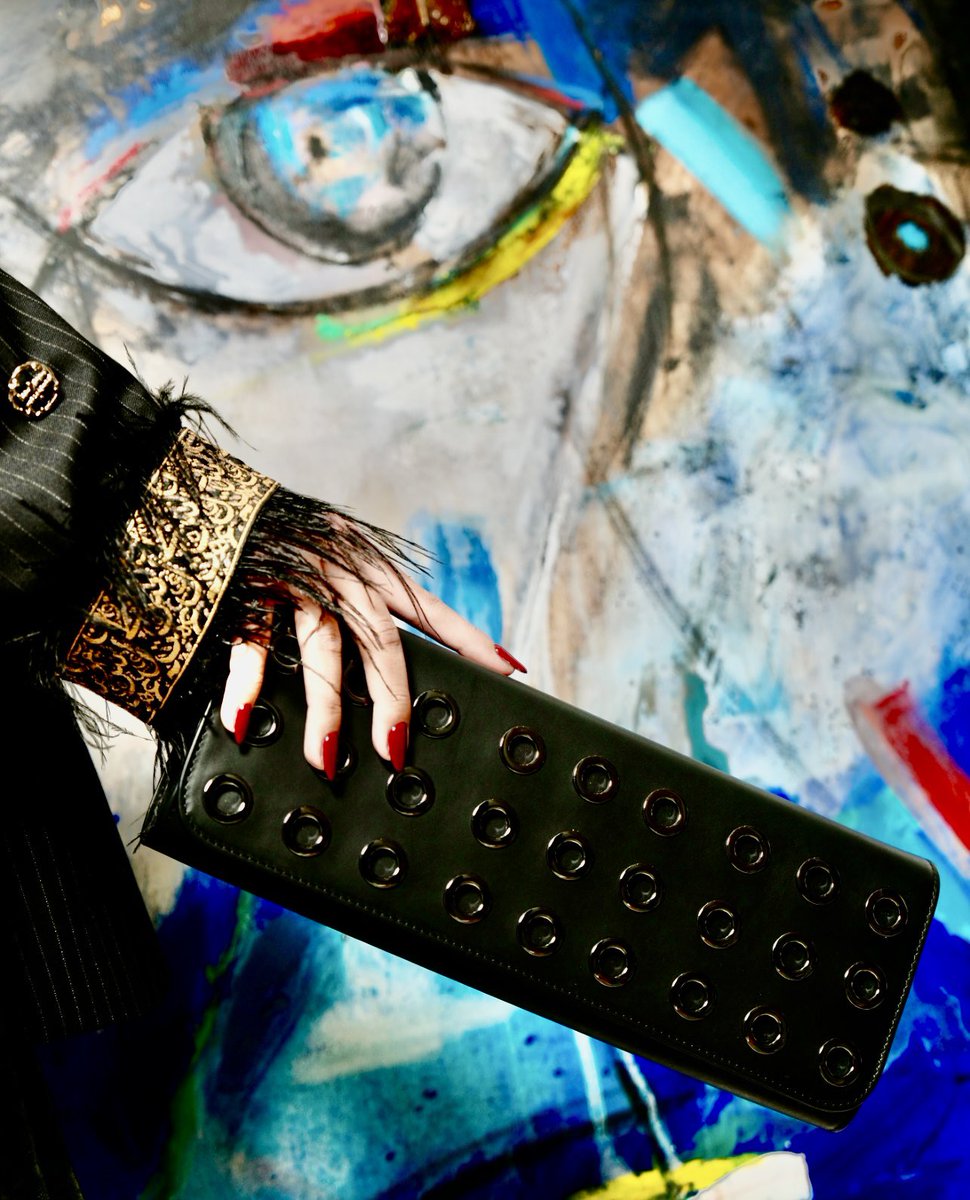 Moifemmesparis tweet media