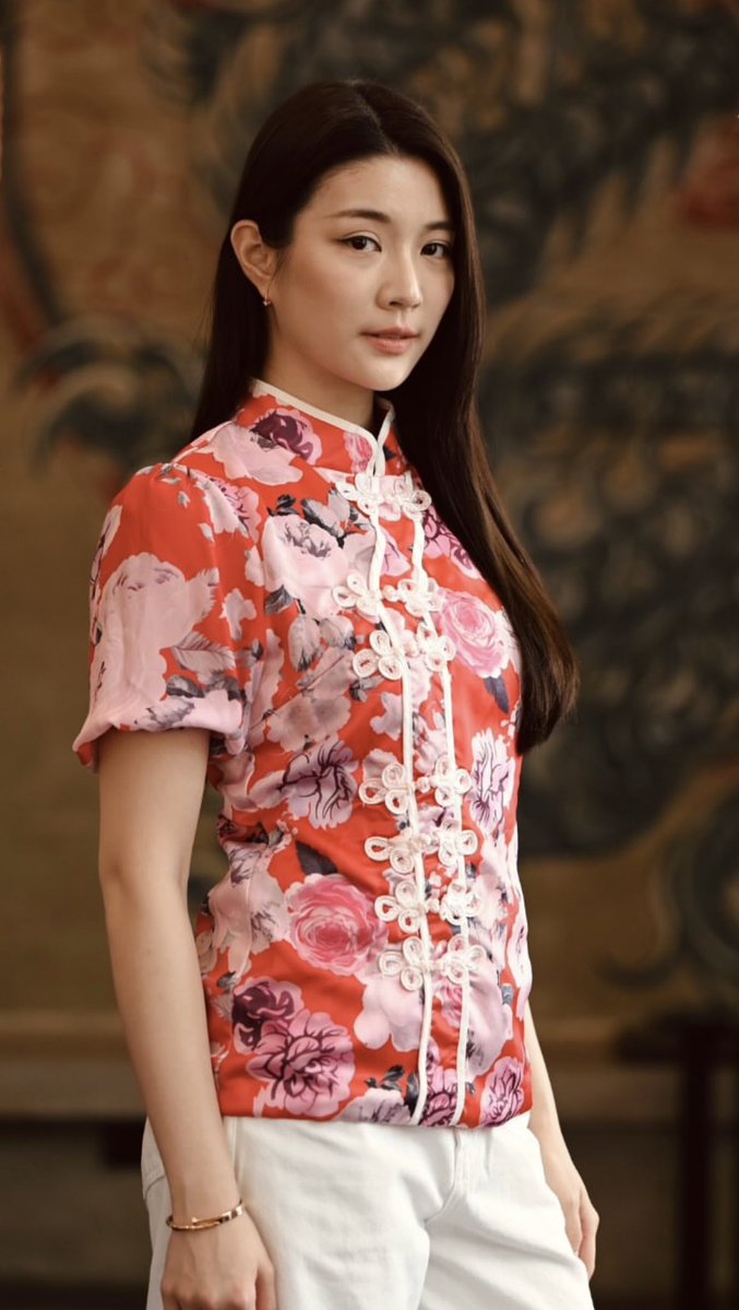 พี่ณัฐหล่อมาก ป้าให้เลยอะ โซหล ั ว  ว

#ginnynatnicha