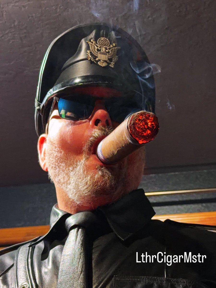 LthrCigarMstr tweet media