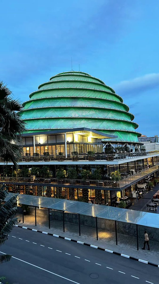 Dede0_09's tweet photo. Africa’s Cleanest City: Kigali

Did you know that Kigali is widely recognized as the cleanest city in Africa?

This didn’t happen by accident 👇

✔️ Plastic bags have been banned since 2008
✔️ Strict anti-littering laws are actually enforced
✔️ Monthly community clean-ups https://t.co/J0VKJx5F74